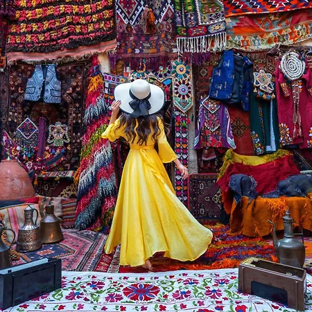 Lunet Old فندق