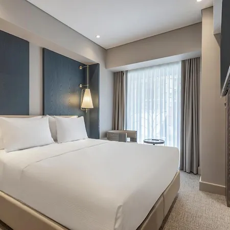 Lunet Old Hotel