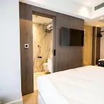 Lunet Old Hotel